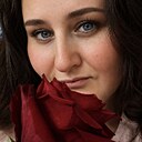 З Характером, 32 года