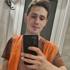 Фотография мужчины Виталик, 25 лет из г. Псков