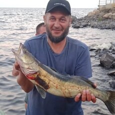 Андрей, 48 из г. Петрозаводск.