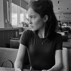 Фотография девушки Алина, 19 лет из г. Екатеринбург