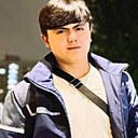Nurullo, 23 года
