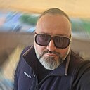 Givi, 44 года