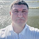 Искандер, 46 лет