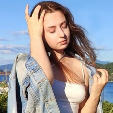 Фотография девушки Алинка, 22 года из г. Санкт-Петербург
