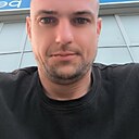 Adam, 33 года