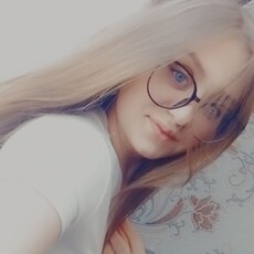 Фотография девушки Карина, 19 лет из г. Верхняя Синячиха