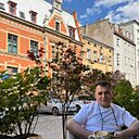 Qasan, 41 год
