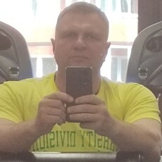 Юрий, 40 из г. Иркутск.
