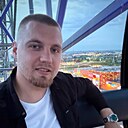 Илья, 32 года