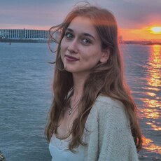 Фотография девушки Лена, 22 года из г. Санкт-Петербург