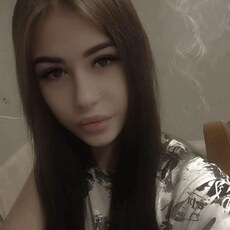 Ангелина, 22 из г. Уссурийск.