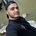 Амир, 32 года