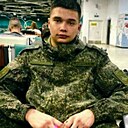 Si, 24 года