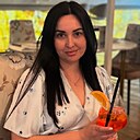 Lola, 34 года