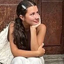 Вика, 23 года