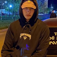 Фотография мужчины Олег, 19 лет из г. Североморск