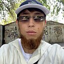 Салахаддин, 25 лет