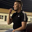 Артур, 25 лет