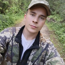 Фотография мужчины Данил, 22 года из г. Горнозаводск