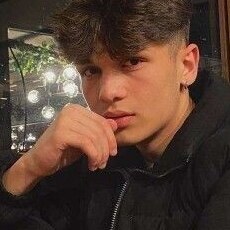 Фотография мужчины Артем, 24 года из г. Гуково