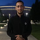 Roman, 23 года