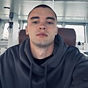 Максим, 19 лет