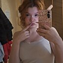 Милана, 22 года