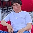 Оебек, 28 лет