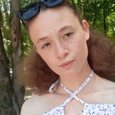 Фотография девушки Lena, 18 лет из г. Пятигорск