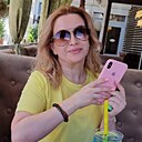 Medina, 44 года
