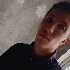Фотография мужчины Илья, 22 года из г. Валдай