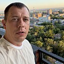 Лев, 36 лет