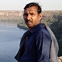 Hiralal, 42 года
