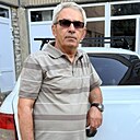 Али, 52 года
