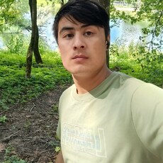 Фотография мужчины Sanjarbek, 23 года из г. Гатчина
