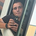 Роман, 20 лет