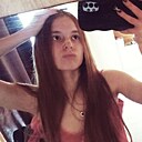 Вика, 18 лет