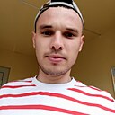 Рустам, 33 года
