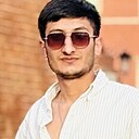 Deniz, 24 года