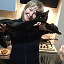 Окси, 44 года