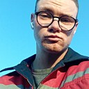 Aks, 23 года
