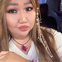 Hayat, 33 года