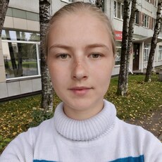 Алёна, 18 из г. Псков.