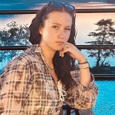 Фотография девушки Юля, 18 лет из г. Караганда