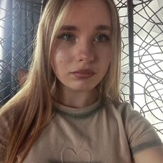 Фотография девушки Ангелина, 18 лет из г. Мраково