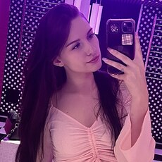 Фотография девушки Викуля, 19 лет из г. Самара