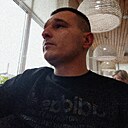 Михаил, 33 года