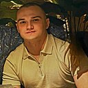 Максим, 33 года