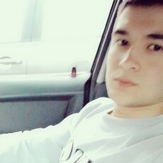 Фотография мужчины Mustafo, 25 лет из г. Усть-Калманка