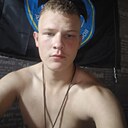 Максим, 18 лет
